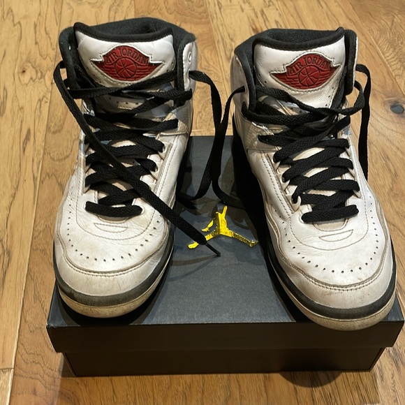 Jordan 2 Chicago Retro size 6Y. - Picture 1 of 6